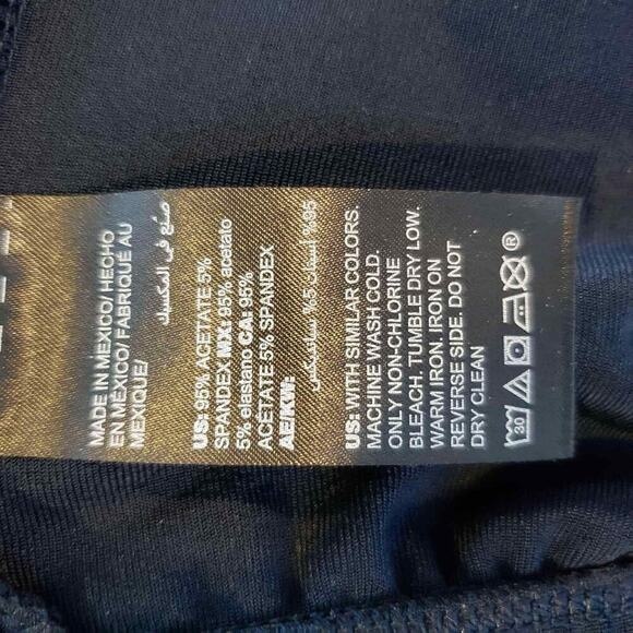 Chicos Travelers Pants Black Women’s Size 2 US Large Slinky Knit Straight - Picture 6 of 7